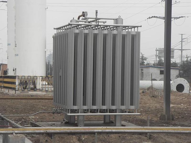 ambient temperature gasifier